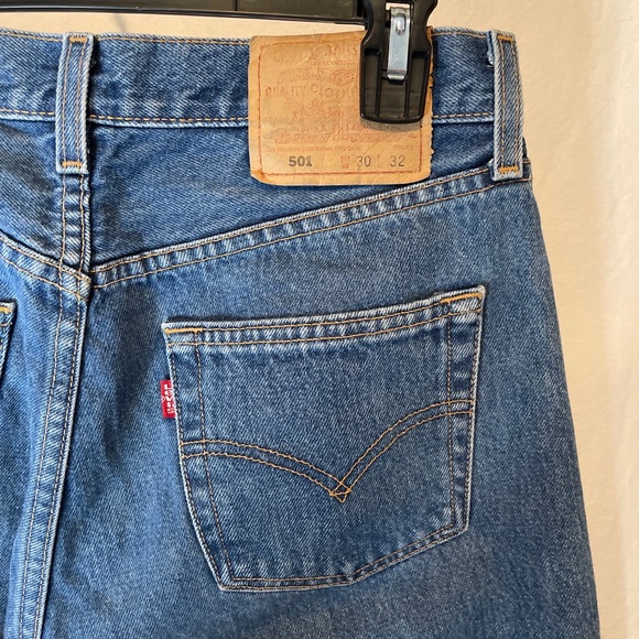 Vintage Levi's 501 For Women Button Fly Jeans Y2K Size W30 L32 Dark Wash Denim. - Picture 7 of 11